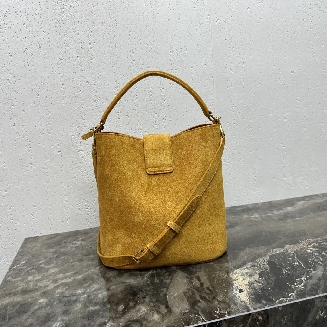 MOMO-- 358i95 116613GCD.02DE high quality version cowhide sheepskin item:D-B000I2112